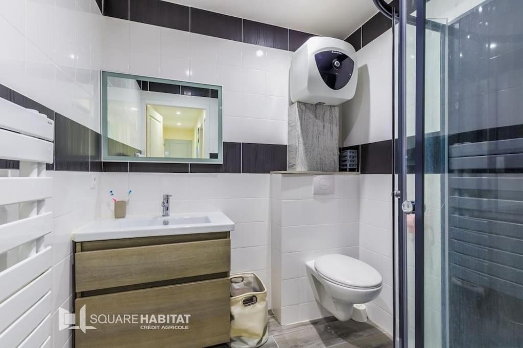 סן ז'אן דה מון Villa Avec Piscine מראה חיצוני תמונה