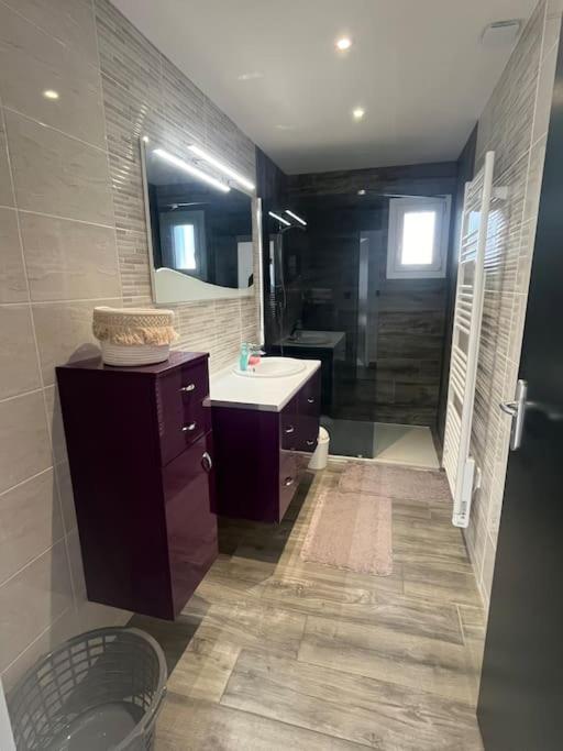 סן ז'אן דה מון Villa Avec Piscine מראה חיצוני תמונה