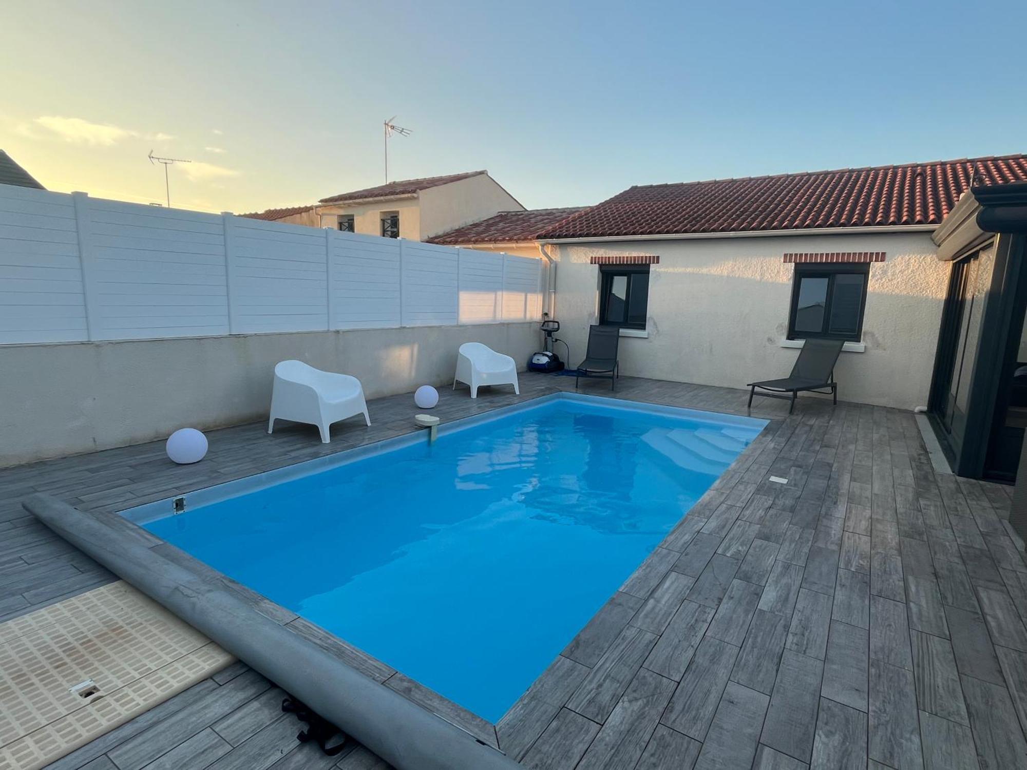 סן ז'אן דה מון Villa Avec Piscine מראה חיצוני תמונה