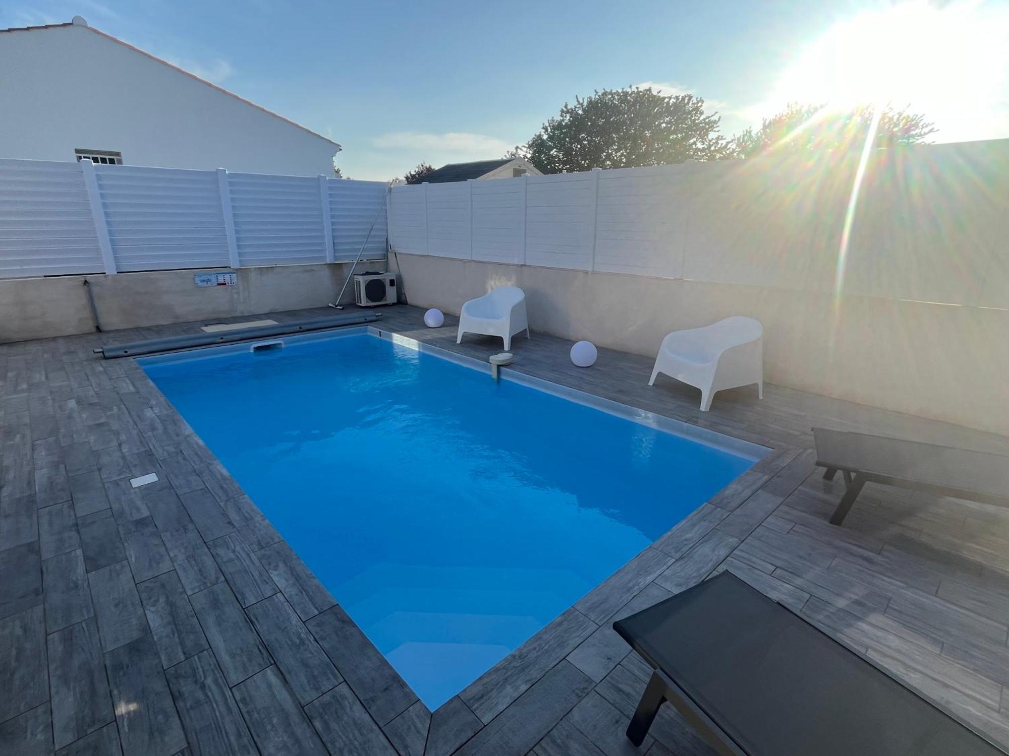 סן ז'אן דה מון Villa Avec Piscine מראה חיצוני תמונה